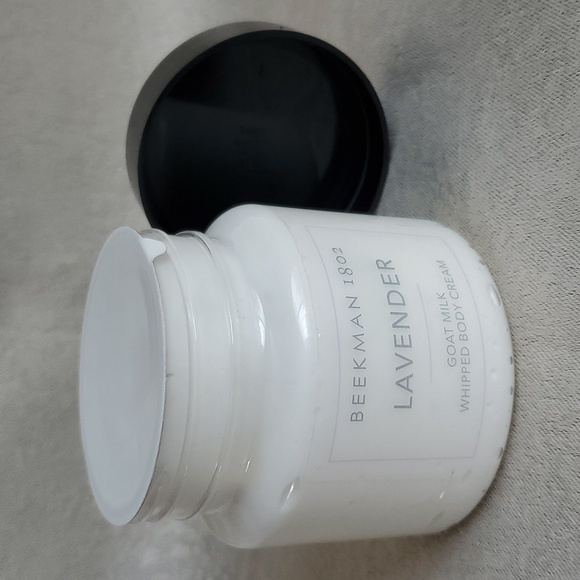 🆕️ BEEKMAN 1802 Goat Milk Whipped Body Cream with Spatula LAVENDER Scent 8 oz - Picture 4 of 6